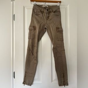 Used H&M L.O.G.G. Skinny Pant - Tan with Pockets and Zipper details